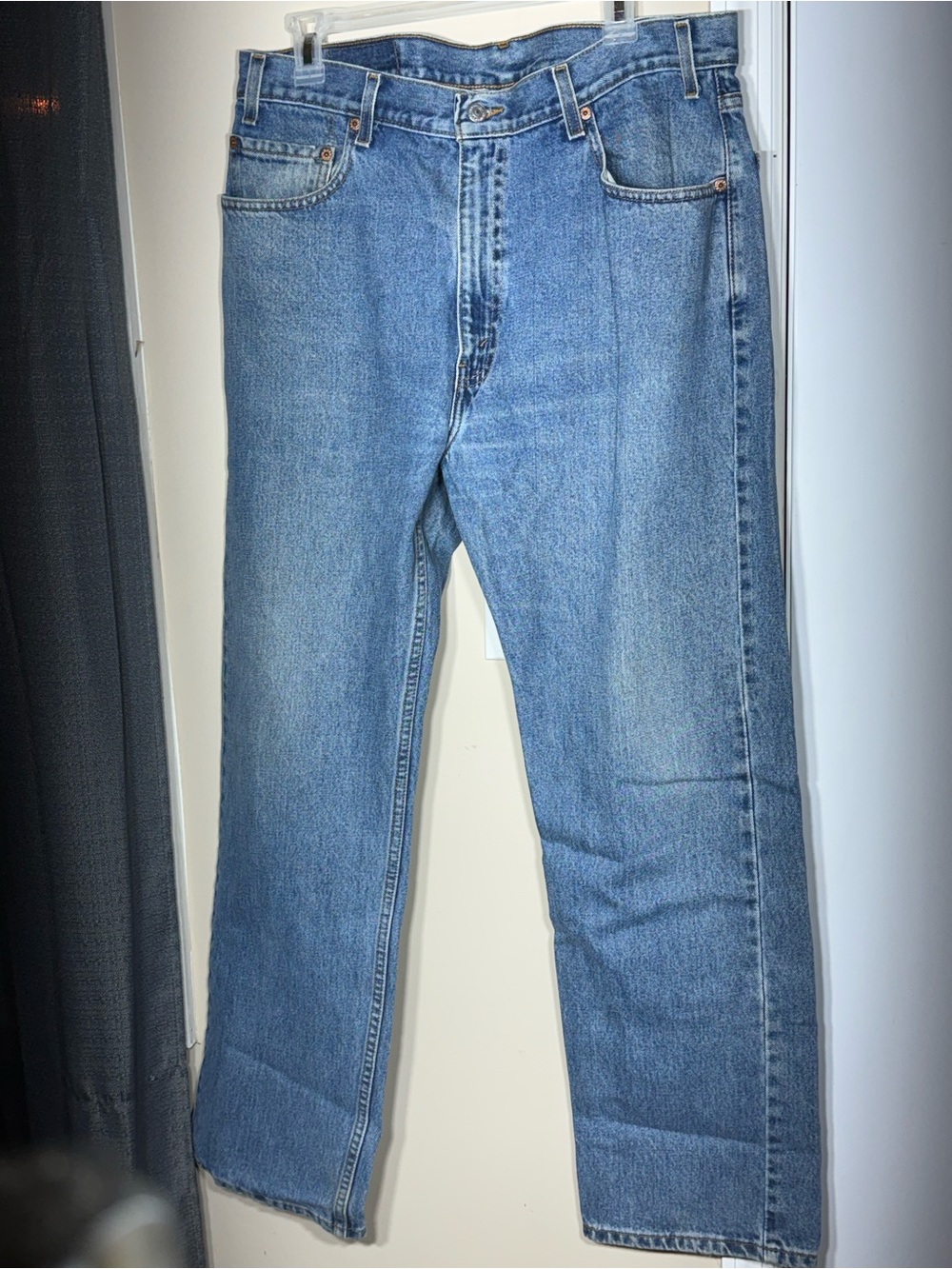 Vintage Levi's 505 Red Tab 36x20 regular Classic Straight-Leg Blue Jeans - Men